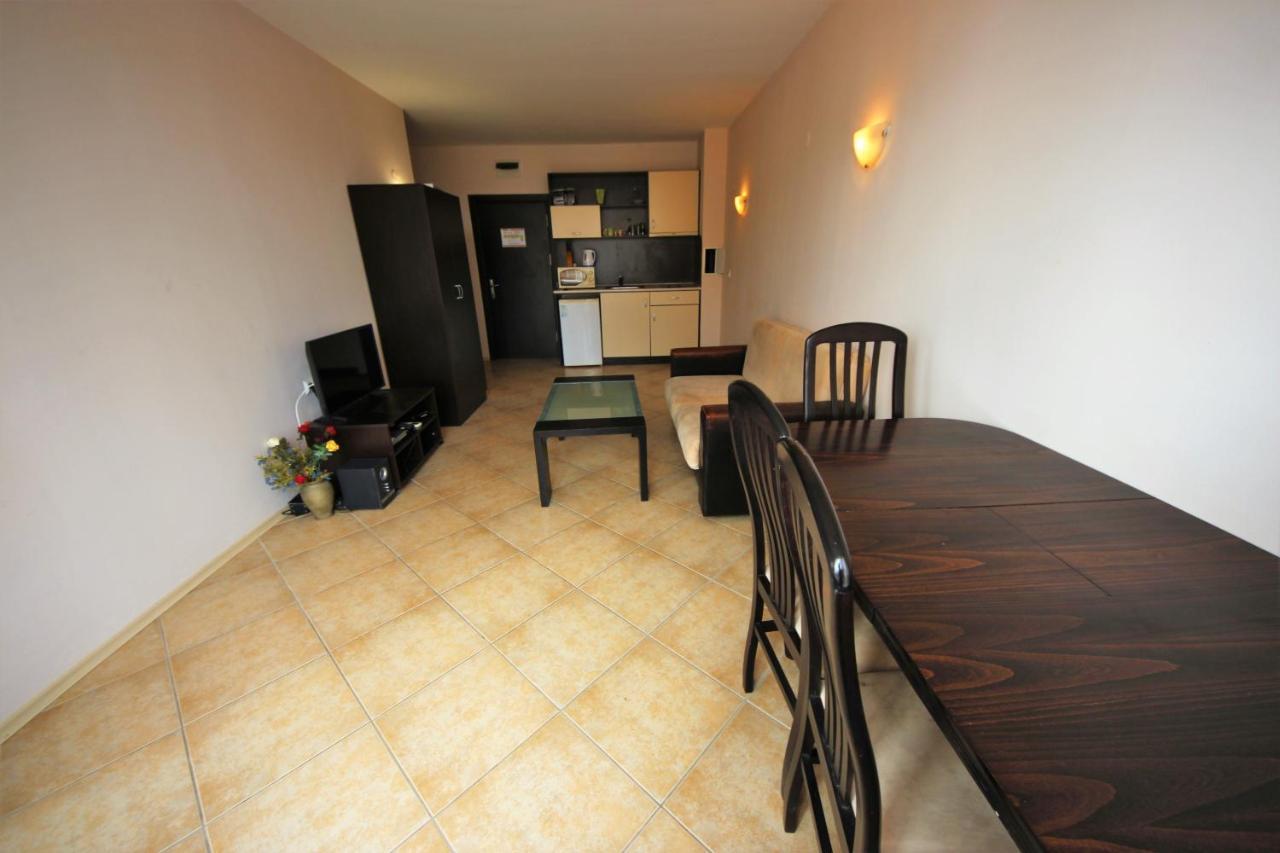 Sunset Beach - Menada Apartments Slantschew brjag Exterior foto